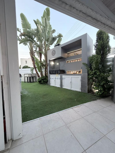 Image No.16-2 Bed Apartment for sale