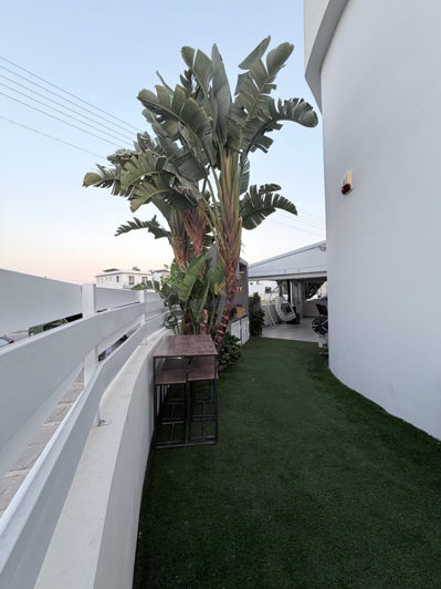 Image No.18-2 Bed Apartment for sale