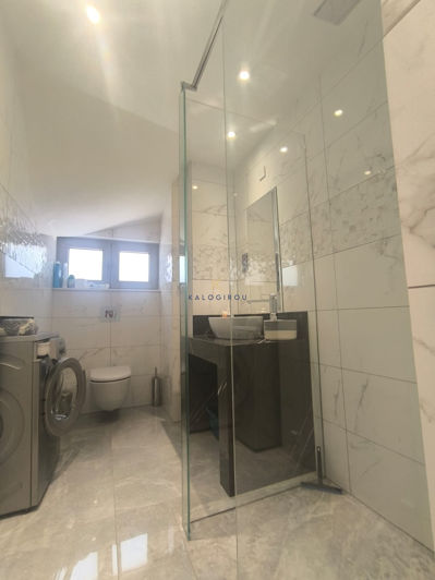 Image No.18-3 Bed House for sale