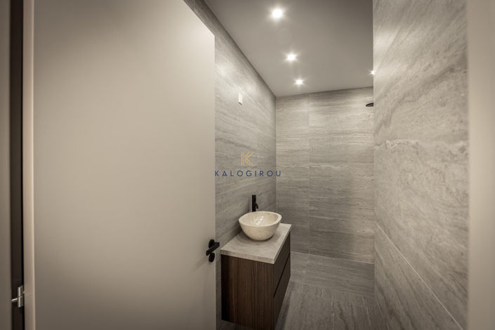 Image No.18-2 Bed Apartment for sale