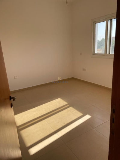 Image No.16-12 Bed Property for sale