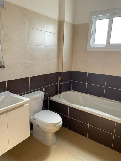 Image No.20-12 Bed Property for sale