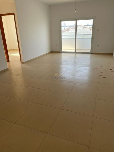 Image No.3-12 Bed Property for sale