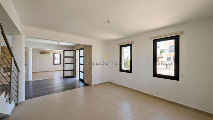 Image No.31-3 Bed House for sale