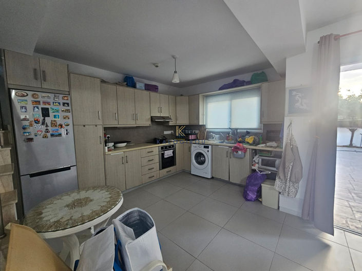 Image No.2-2 Bed House for sale