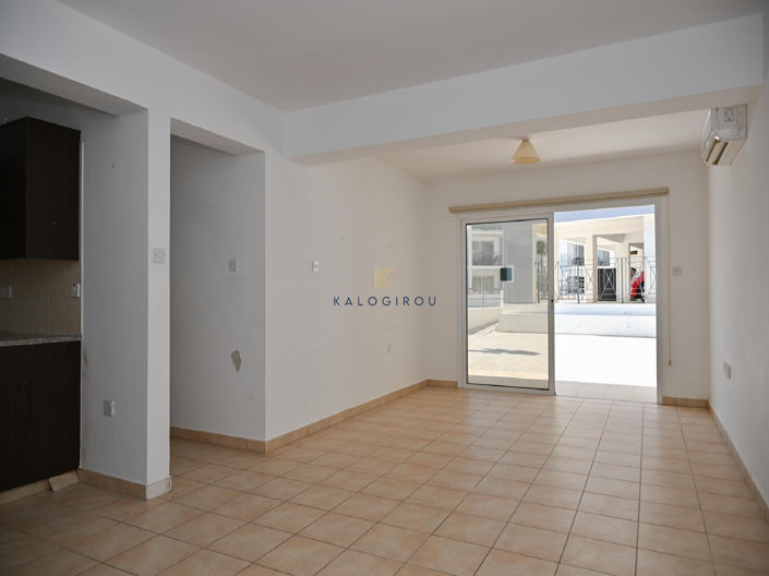 Image No.2-Appartement de 2 chambres à vendre à Paralimni