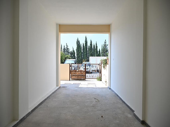 Image No.15-3 Bed House for sale