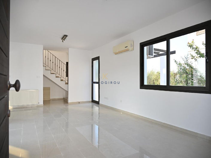 Image No.2-3 Bed House for sale