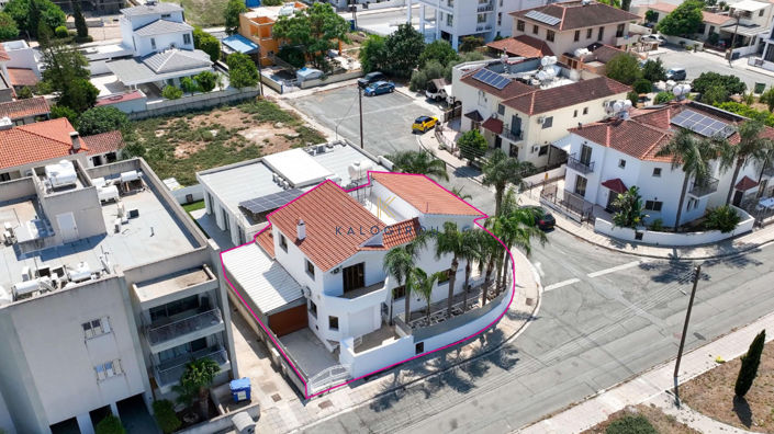 Image No.23-4 Bed House for sale