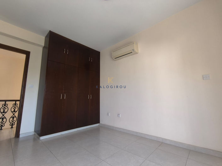 Image No.16-4 Bed House for sale