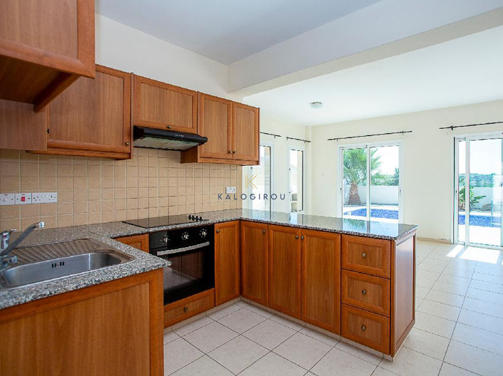 Image No.3-3 Bed House for sale