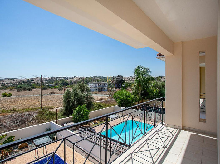 Image No.7-3 Bed House for sale