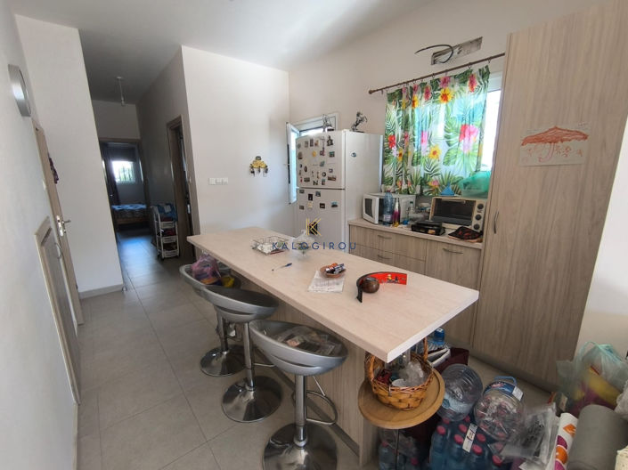 Image No.6-3 Bed House for sale