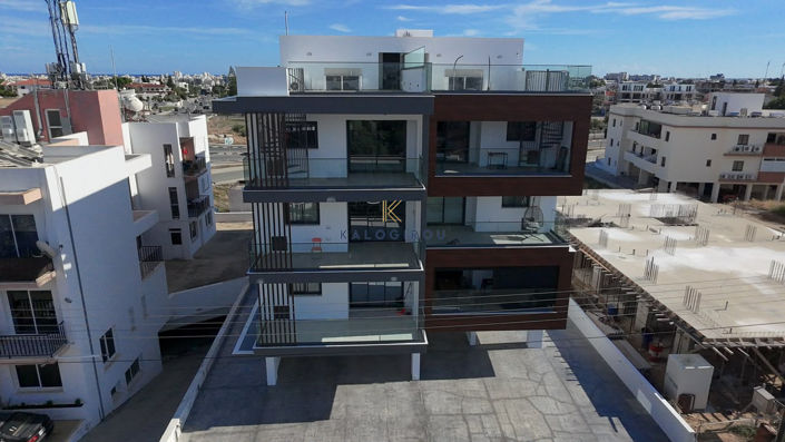 Image No.30-3 Bed Apartment for sale