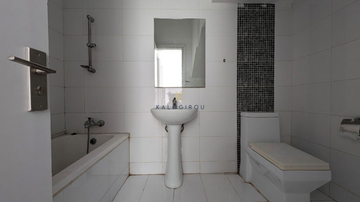Image No.14-2 Bed Apartment for sale