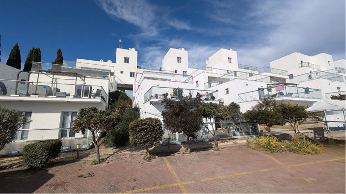 Image No.18-2 Bed Apartment for sale