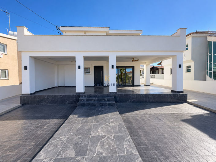 Image No.2-3 Bed House for sale