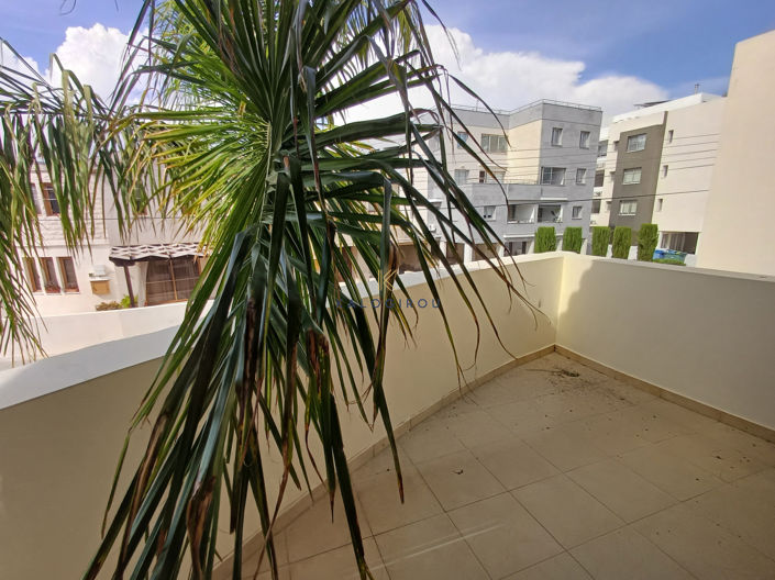 Image No.19-4 Bed House for sale
