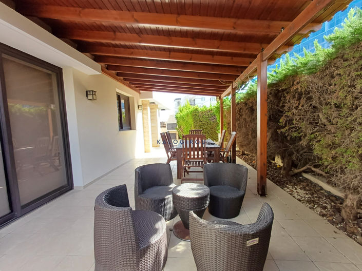 Image No.27-4 Bed House for sale