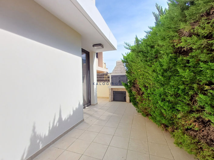 Image No.29-4 Bed House for sale