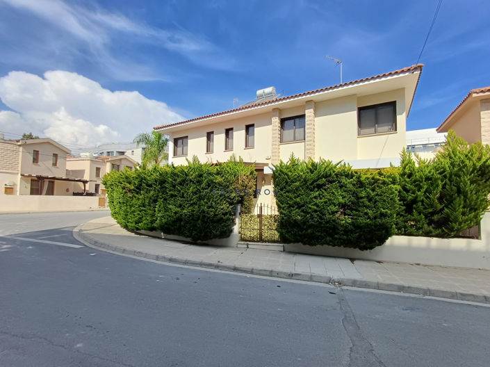 Image No.34-4 Bed House for sale