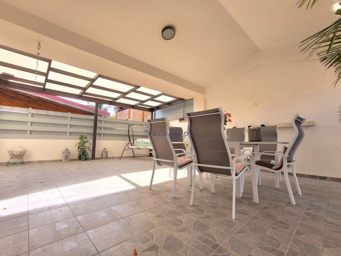 Image No.33-4 Bed House for sale