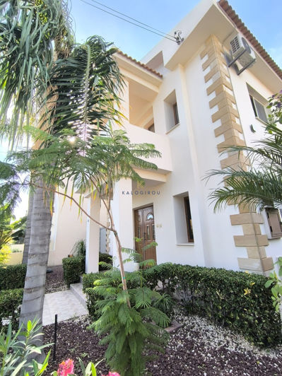 Image No.35-4 Bed House for sale