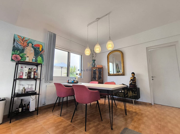 Image No.6-4 Bed House for sale