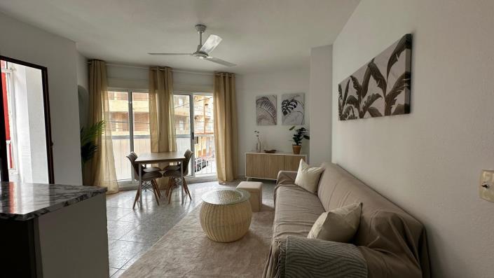 Image No.1-Appartement de 2 chambres à vendre à Torrevieja