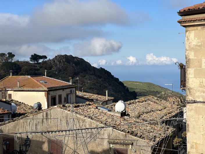 Image No.8-5 Bed Semi-Detached for sale