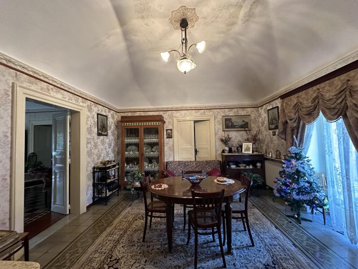 Image No.23-5 Bed Semi-Detached for sale