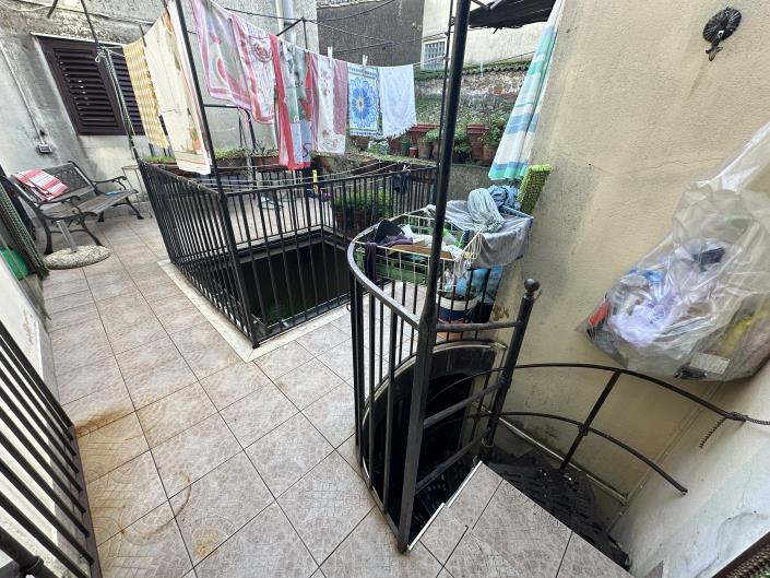 Image No.44-5 Bed Semi-Detached for sale