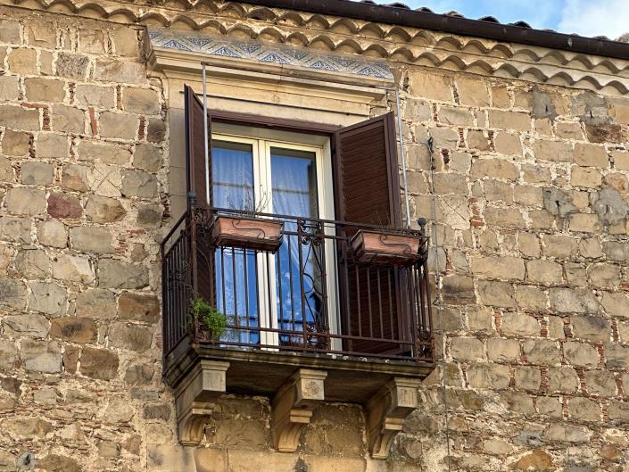 Image No.4-5 Bed Semi-Detached for sale