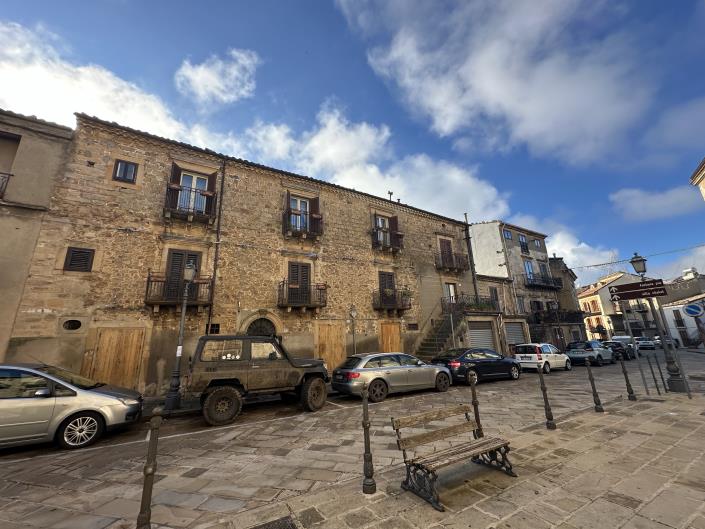 Image No.1-Jumelé de 5 chambres à vendre à Mistretta