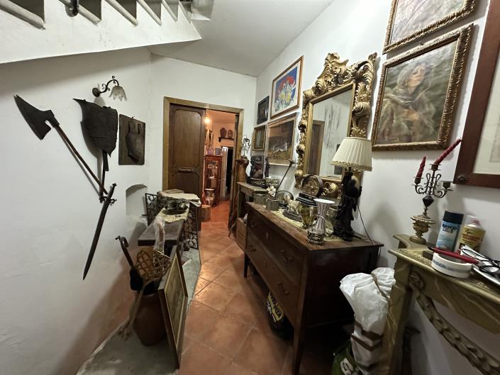 Image No.26-3 Bed Property for sale