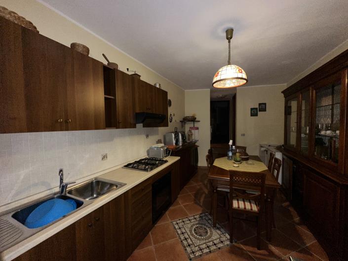 Image No.19-2 Bed Semi-Detached for sale