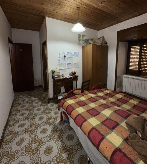 Image No.22-6 Bed House for sale