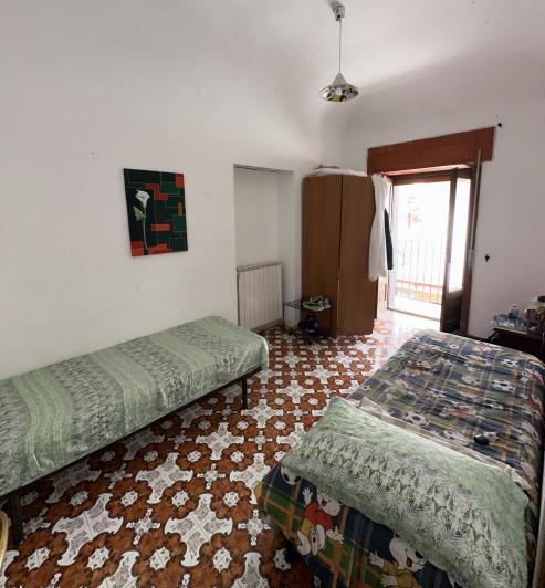 Image No.30-6 Bed House for sale