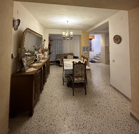 Image No.36-5 Bed Semi-Detached for sale