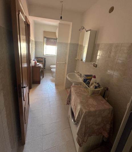 Image No.18-5 Bed Townhouse for sale