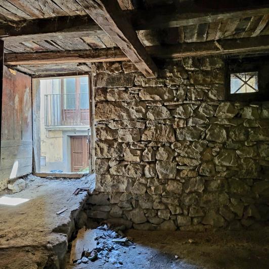 Image No.27-3 Bed Semi-Detached for sale