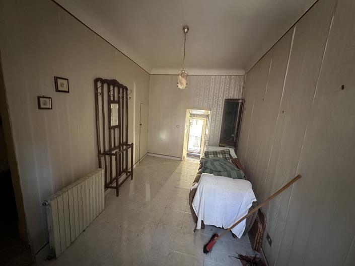 Image No.11-3 Bed Townhouse for sale