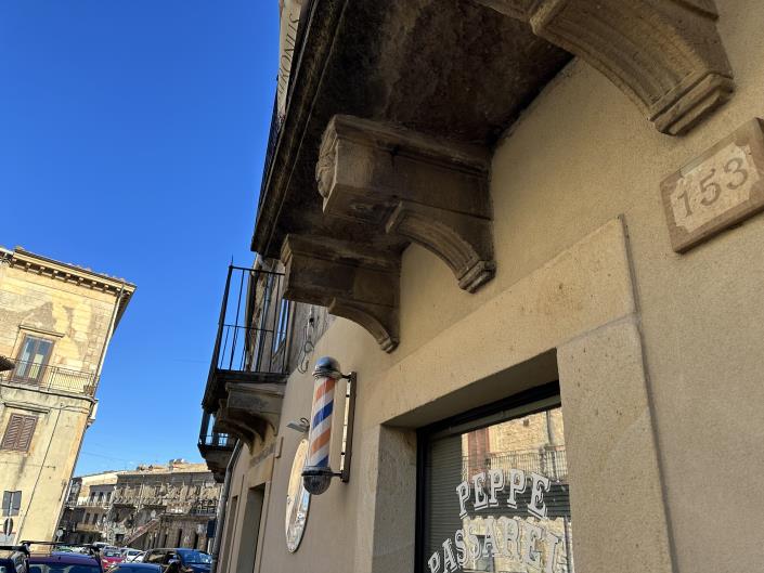 Image No.23-3 Bed Townhouse for sale