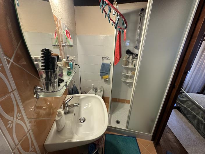 Image No.15-1 Bed Property for sale