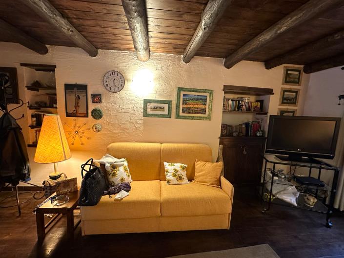 Image No.8-1 Bed Property for sale