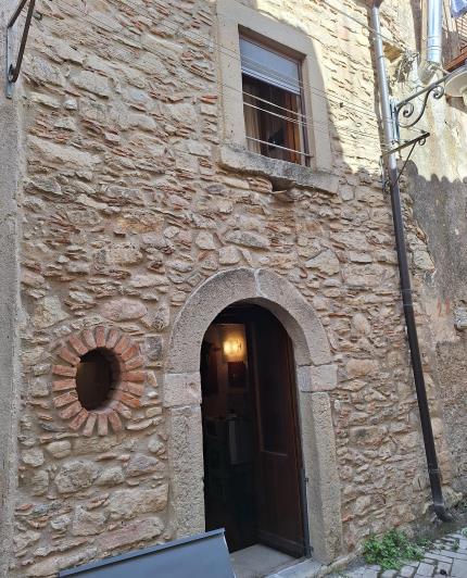 Image No.24-1 Bed Property for sale