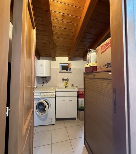 Image No.22-2 Bed Semi-Detached for sale