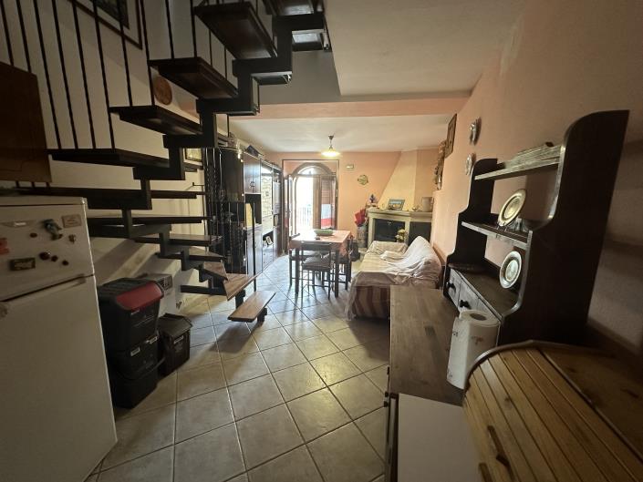 Image No.8-2 Bed Semi-Detached for sale