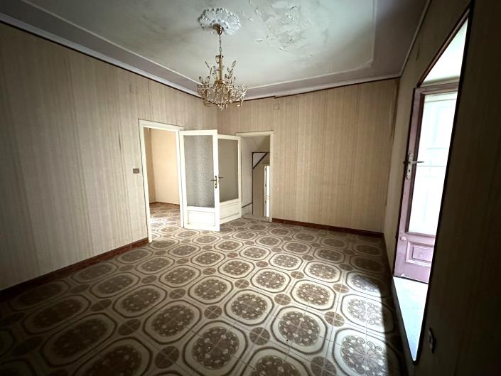 Image No.4-5 Bed Townhouse for sale