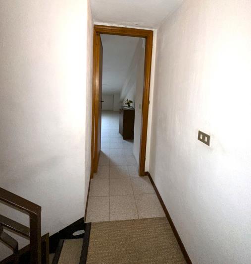 Image No.19-3 Bed Townhouse for sale